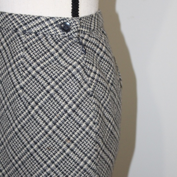 Gap, Maxi wool blend lined skirt with a back slit - Picture 6 of 11